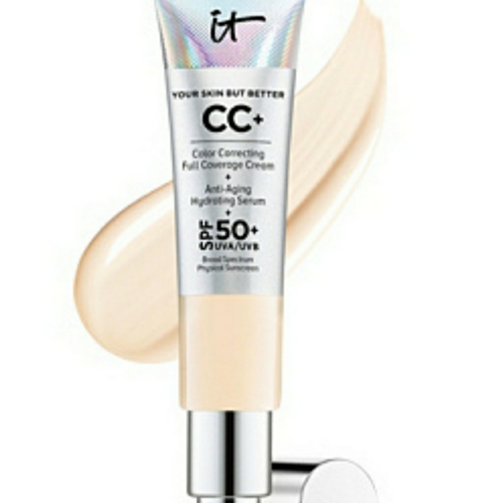 It cosmetics CC Cream Anti aging Foundation light